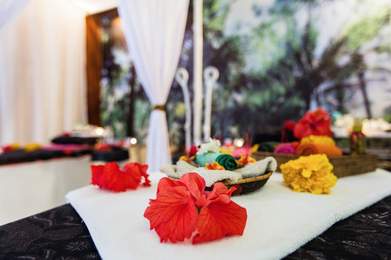 Aura Villa & Spa 아메드 외부 사진