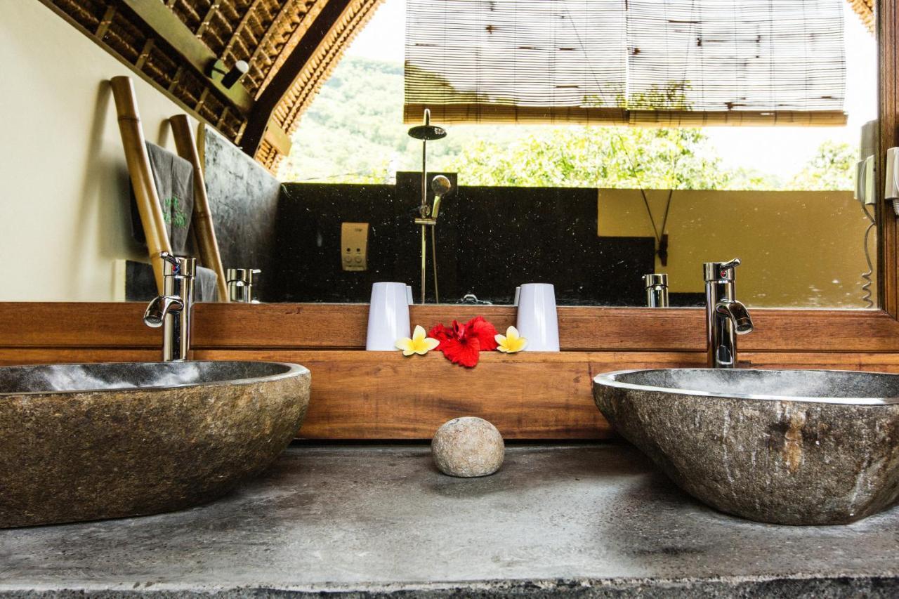 Aura Villa & Spa 아메드 외부 사진